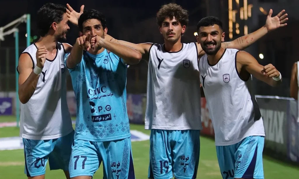 صنعت-نفت-چادرملو-سابق