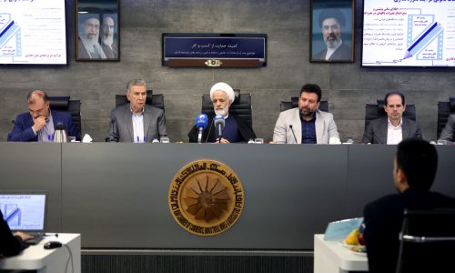 رئیس اتاق بازرگانی ایران برلزوم ارتقاء امکانات زیرساختی در شهرک‌های صنعتی تاکید کرد
