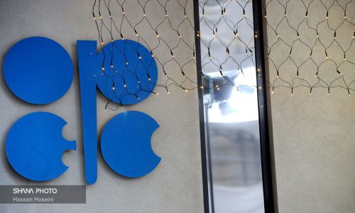 اوپک‌پلاس بررسی ظرفیت تولید نفت را به تأخیر انداخت