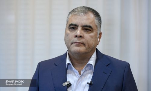 تحویل نفت ایران به مشتریان ادامه دارد