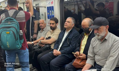 مشارکت وزیر نفت در پویش «یک روز بدون خودرو»