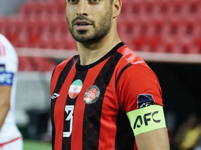 شجاع خلیل زاده: فوتبال از سیاست جداست، AFC و Fifa از بعضی‌ها می‌ترسند؛ 18 ساعت در راه بودیم