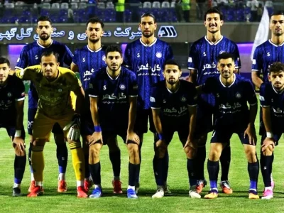 باید-استقلال-و-تراکتور